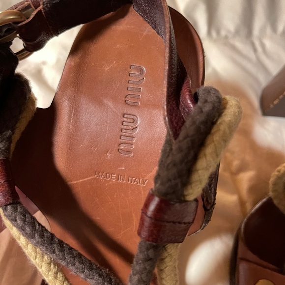 Vintage Miu Miu rope sandals with wood stacked heal. - Picture 10 of 11